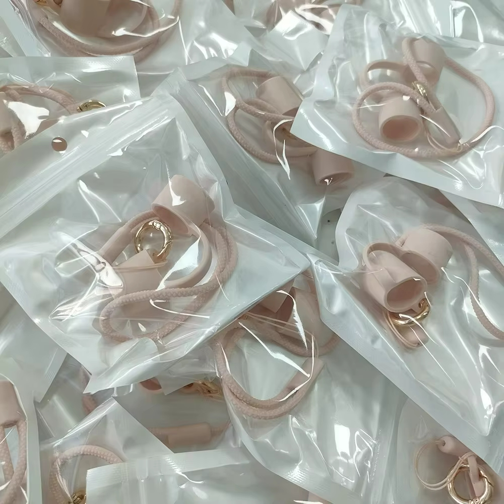 Silicone Lip Balm Holder keychain packing way