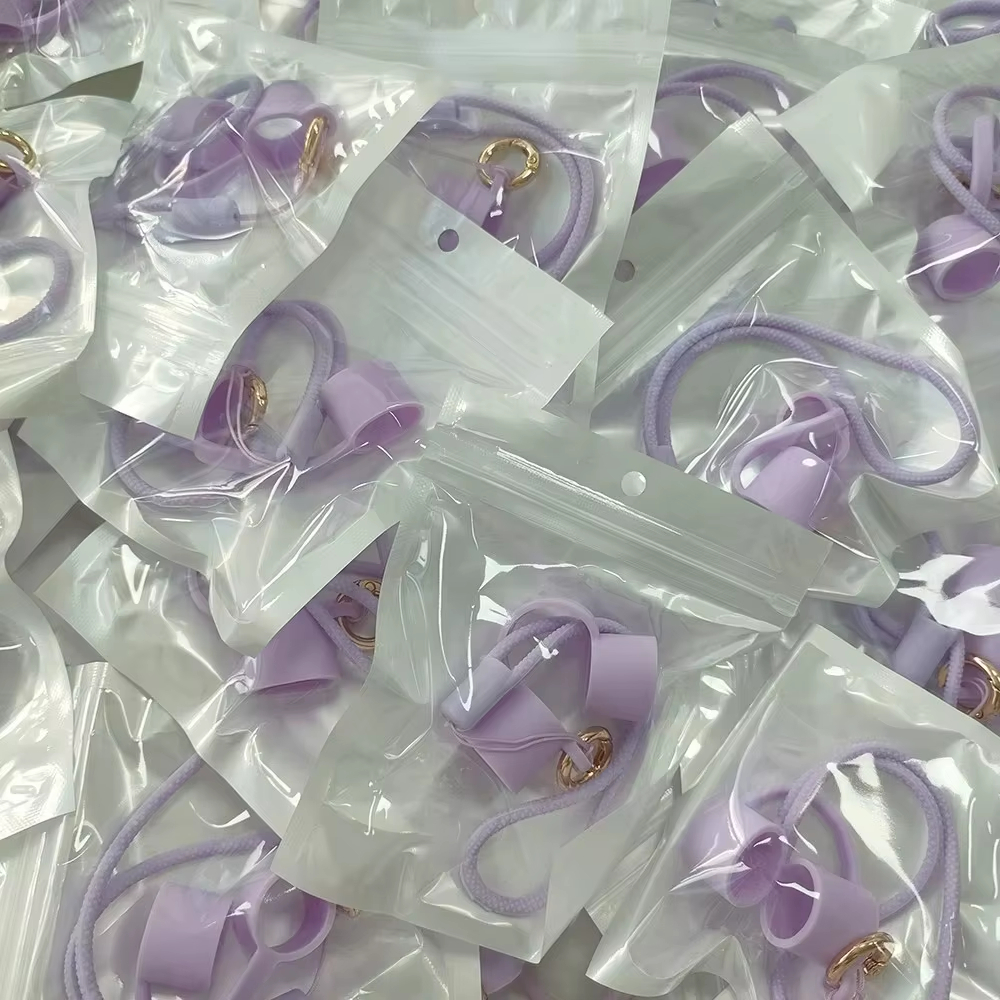 Silicone Lip Balm Holder keychain packing